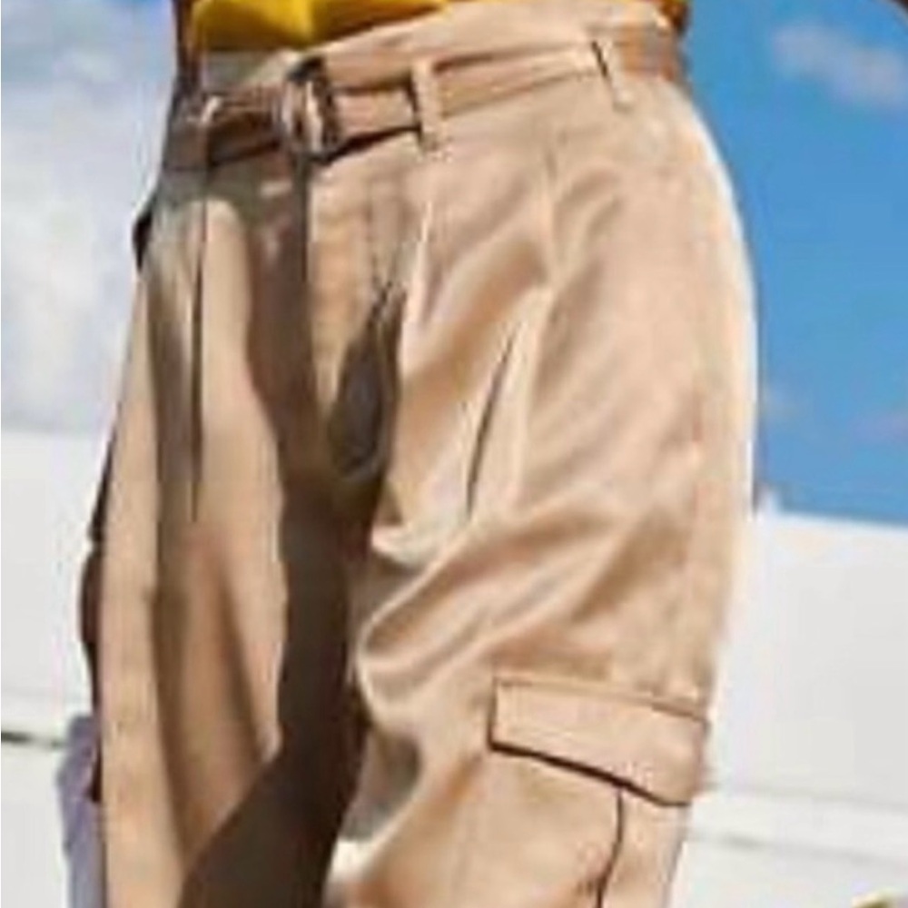 Banana Republic Champagne Light Tan Prado Satin Cargo Pants Womens Size 2 petite